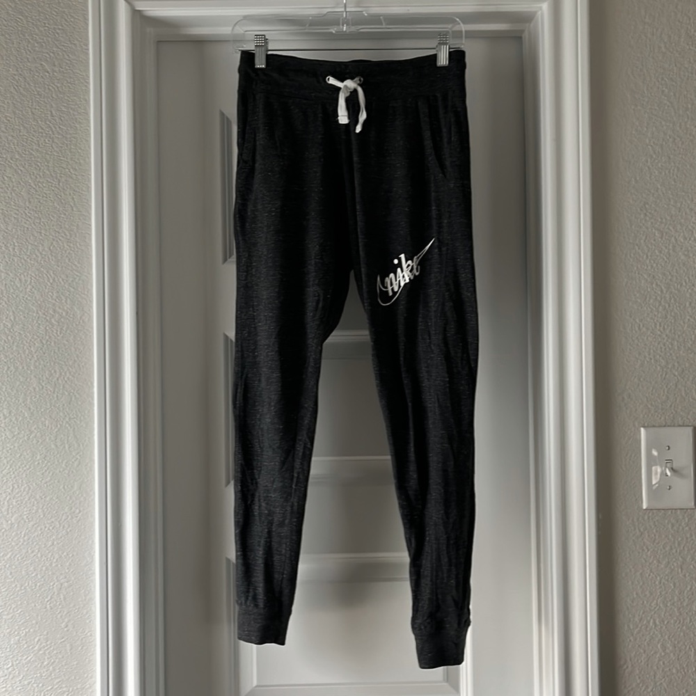 Nike jogger sweatpants